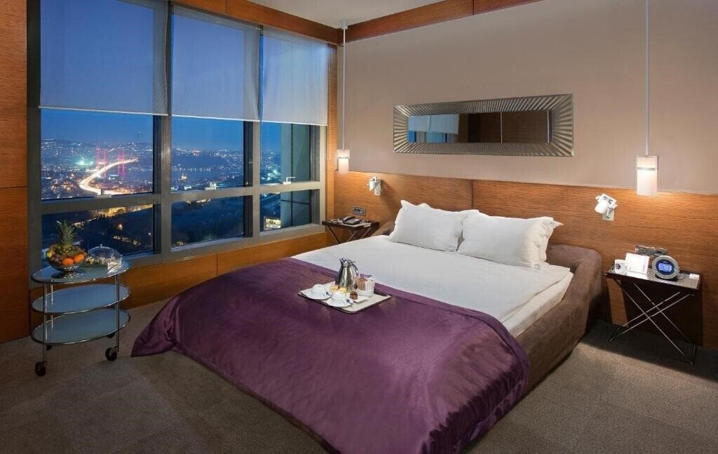 Отель Point Hotel Barbaros 5*