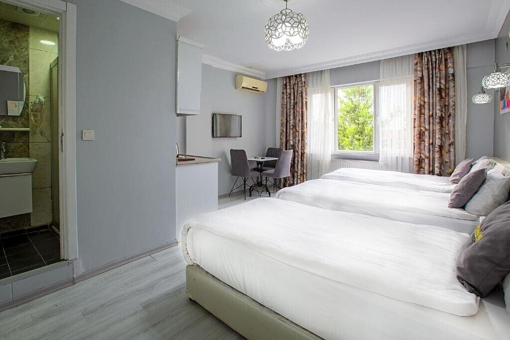 Fotografii Unique Suite 3*