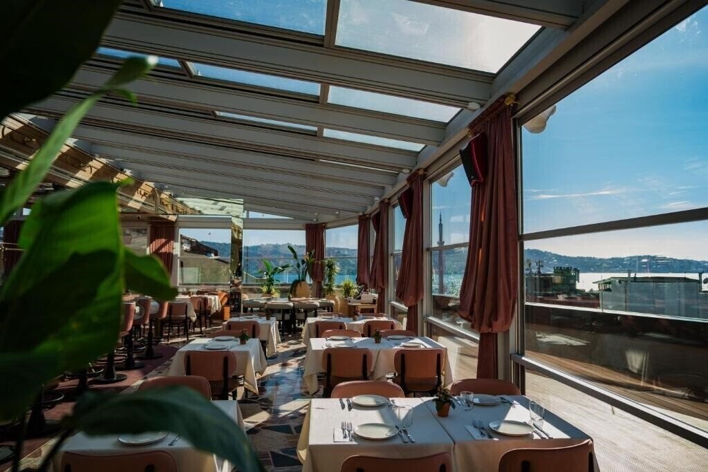 Imaginea Ortakoy Princess Hotel 5*