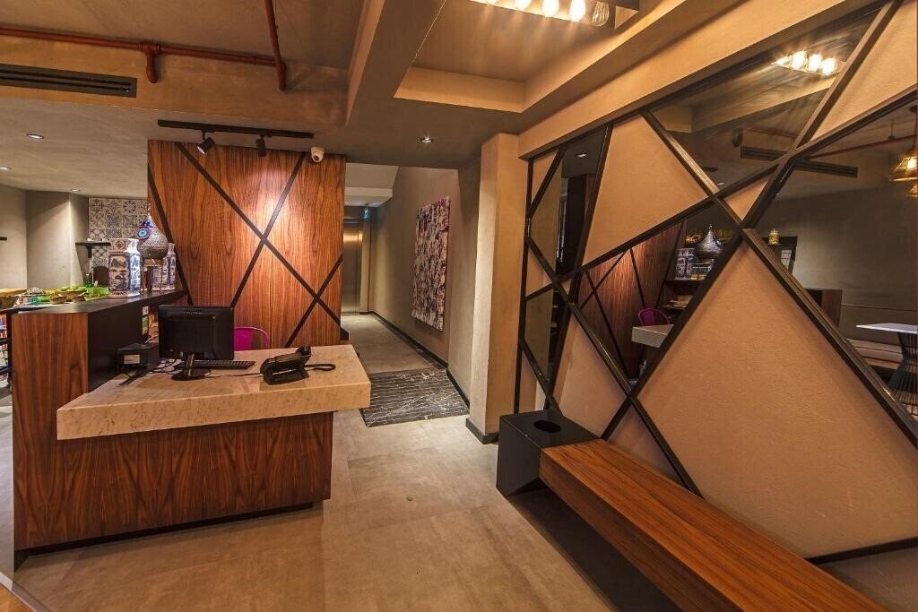 Imaginea Redmont Hotel 3*