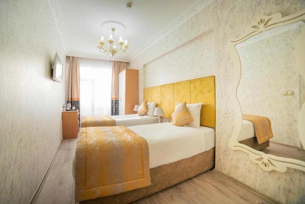 Hotel Miran Hotel 3*