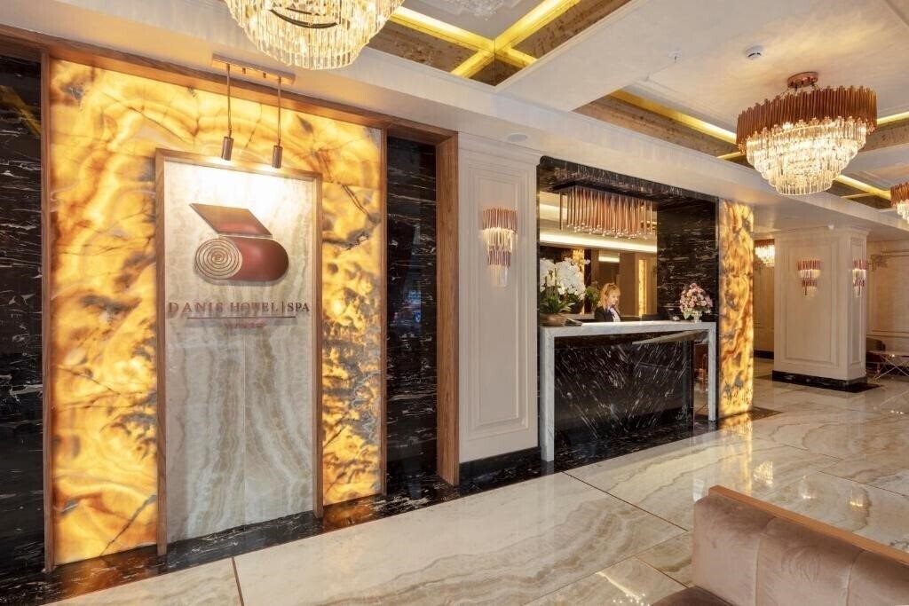 Отель Danis Hotel And Spa 3*