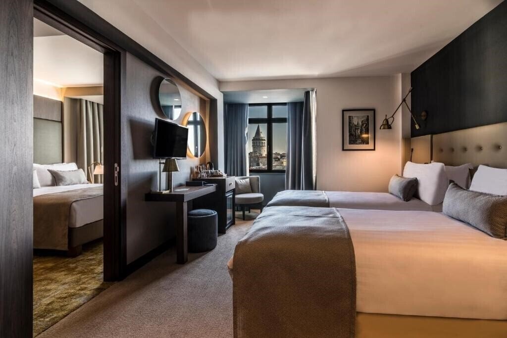 Fotografii Galata Times Boutique + 3*