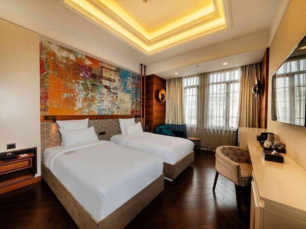 Фото Mercure Istanbul Sirkeci Hotel 4*