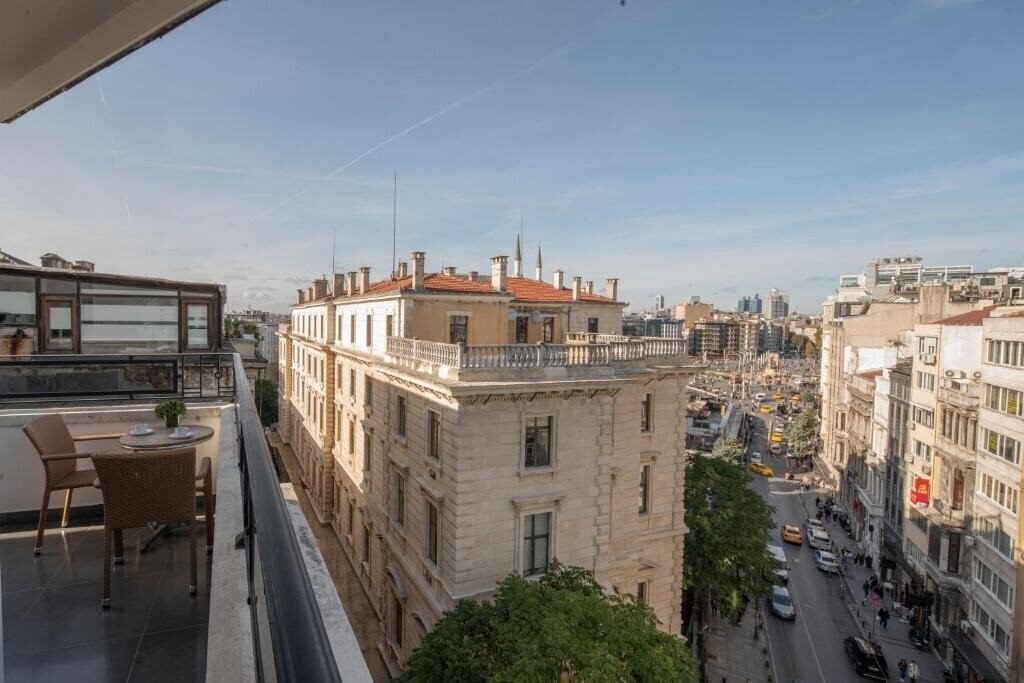 Hotel Akka Lush Hotel Taksim 4*