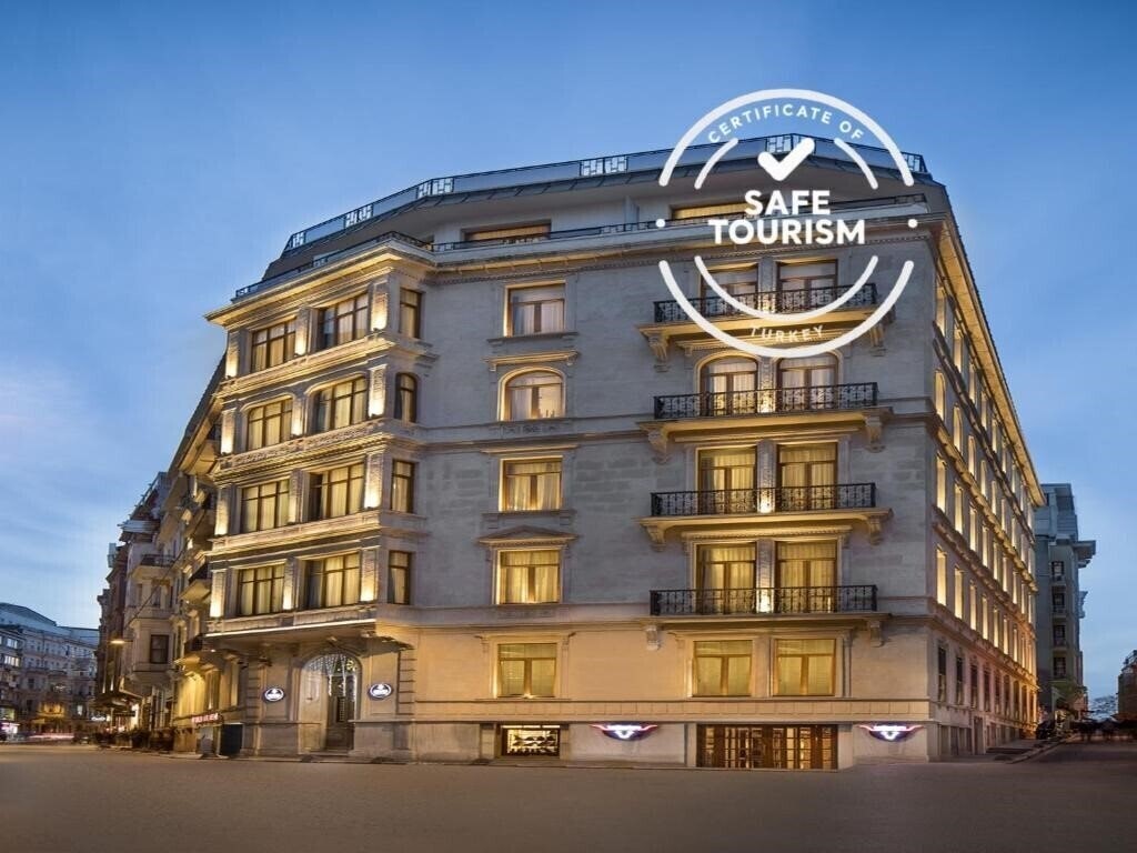 Imaginea Akka Lush Hotel Taksim 4*