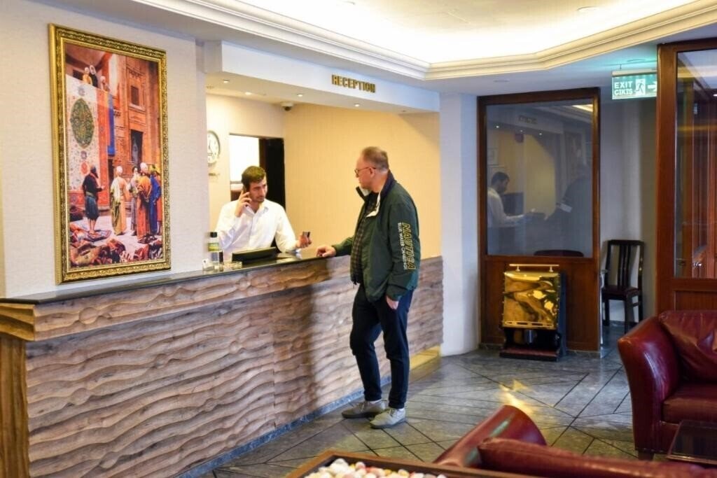 Imaginea Arti Boutique Hotel 3*