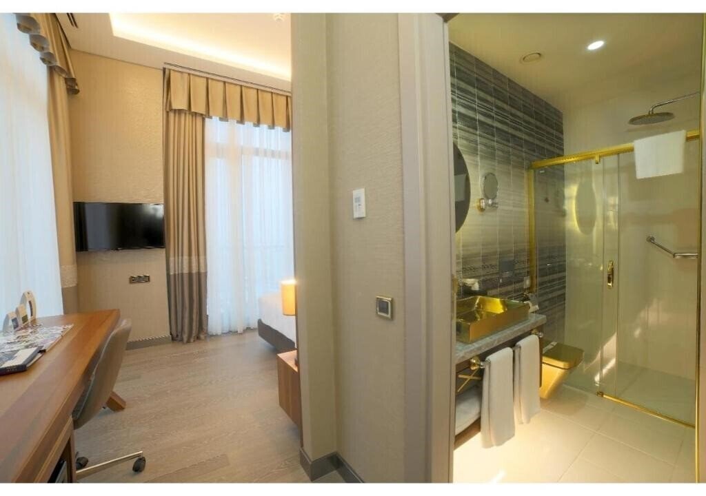 Изображение Tryp by Wyndham Istanbul Topkapi 4*