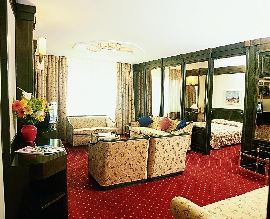 Hotel Istanbul Royal Hotel (ex. Royal ) 4*