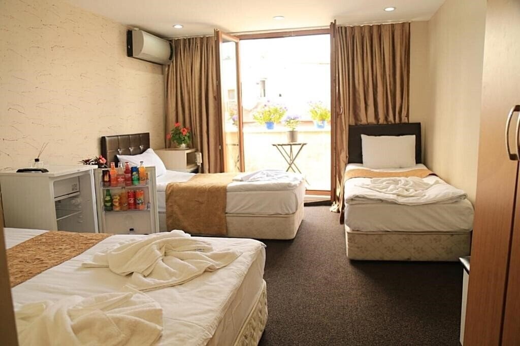 Fotografii Holiday Family Apart (ex. Ada House Old City) 3*