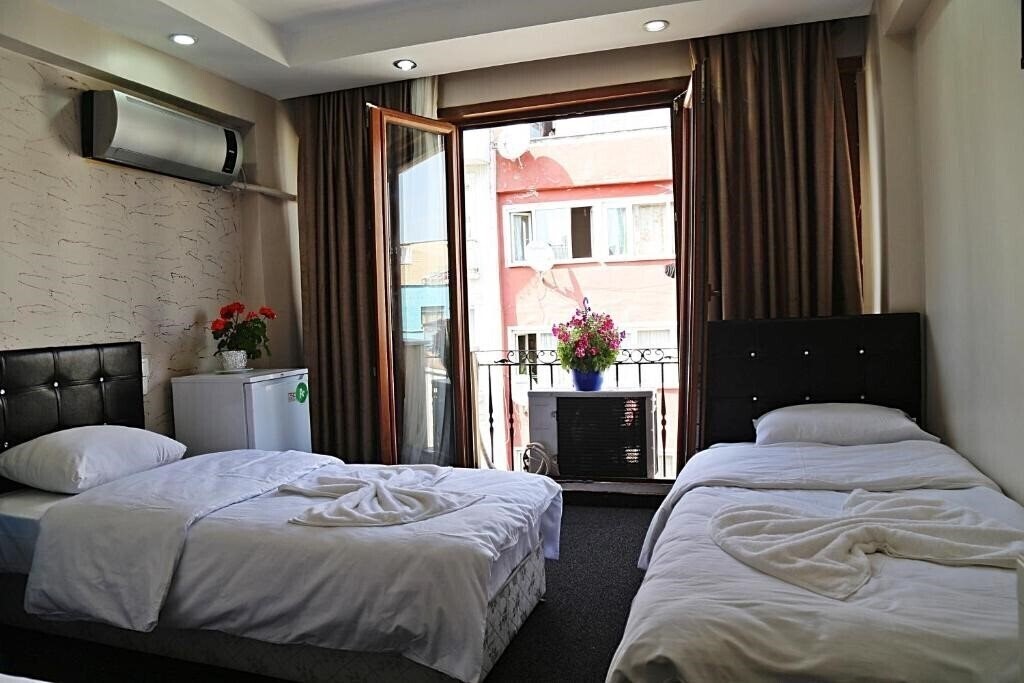 Imaginea Holiday Family Apart (ex. Ada House Old City) 3*