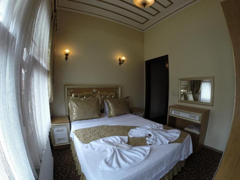 Imaginea Blue Eye Suites 3*