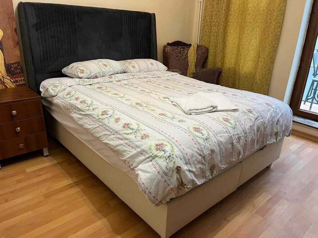 Imaginea Chambers Of The Boheme хостел