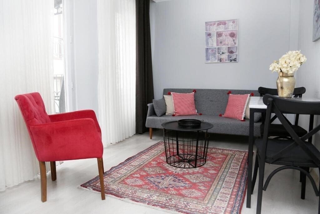 Изображение Ditto Flats 3*