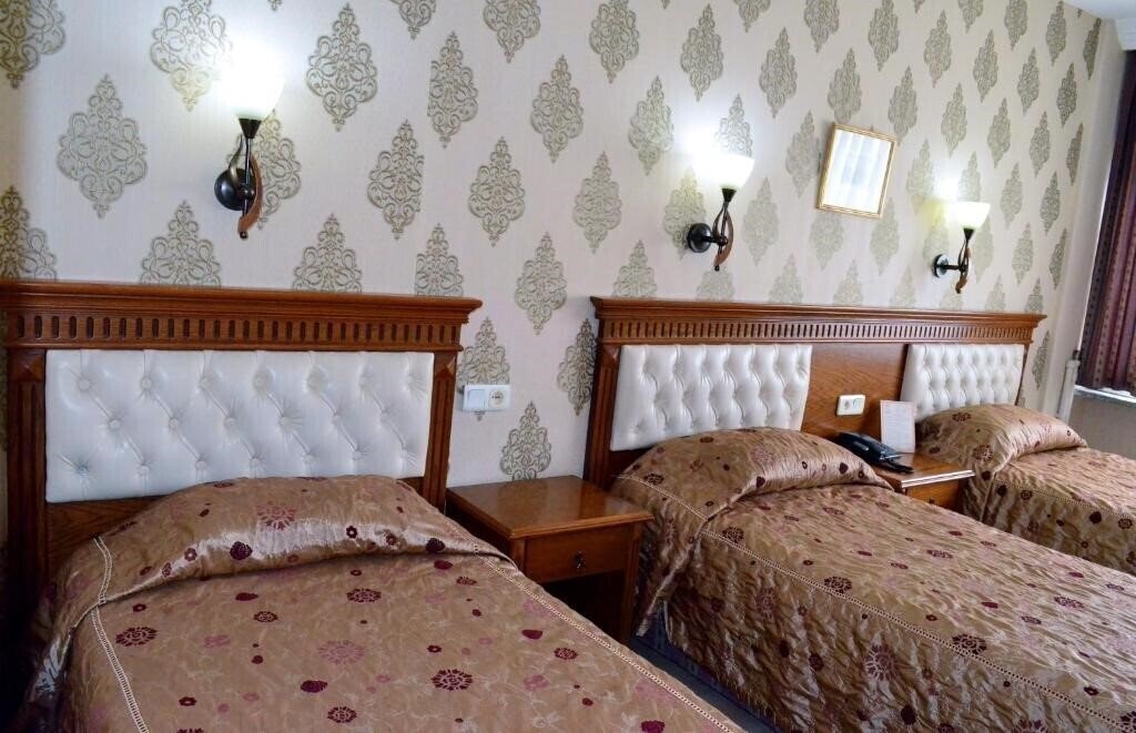 Imaginea Ebru Hotel (ex. Ebru Antique, Antique Ebru Hotel) 3*