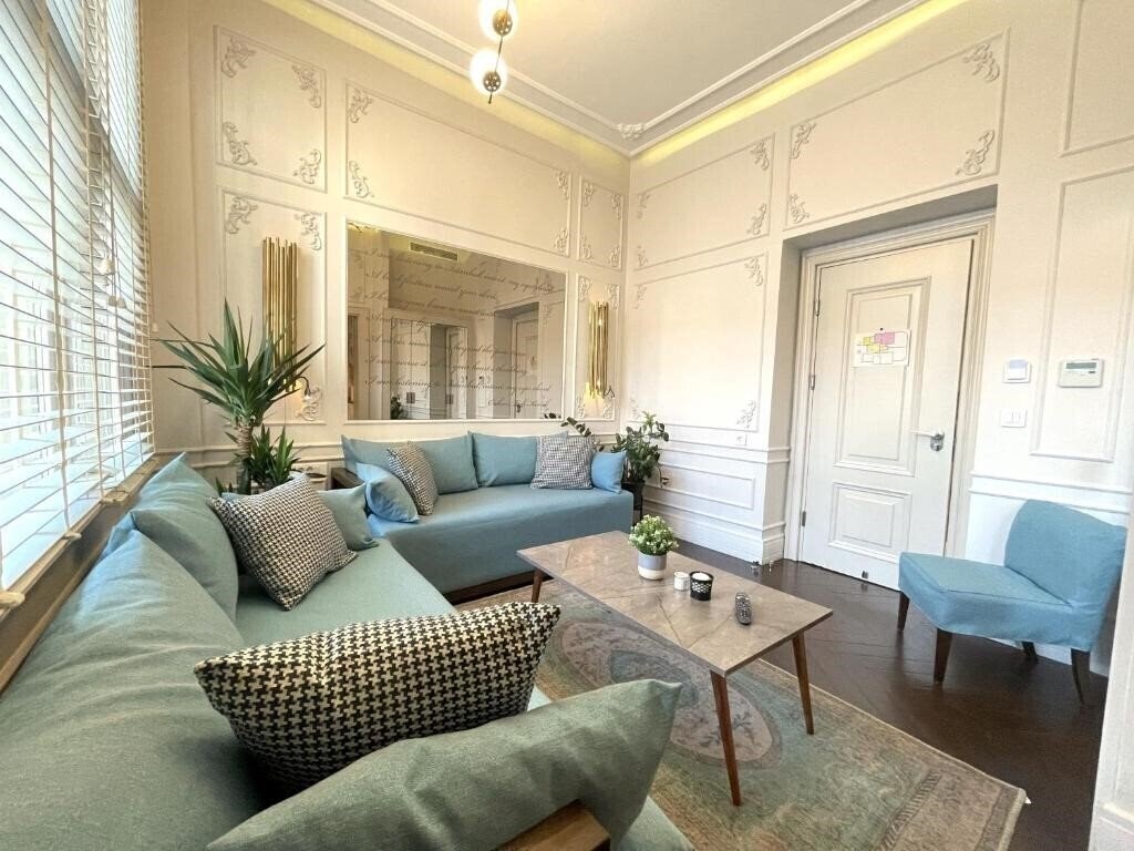 Imaginea Fuga Suites (ex. Fuga Hotel Constantinidis, Fuga Design Apartments) 4*