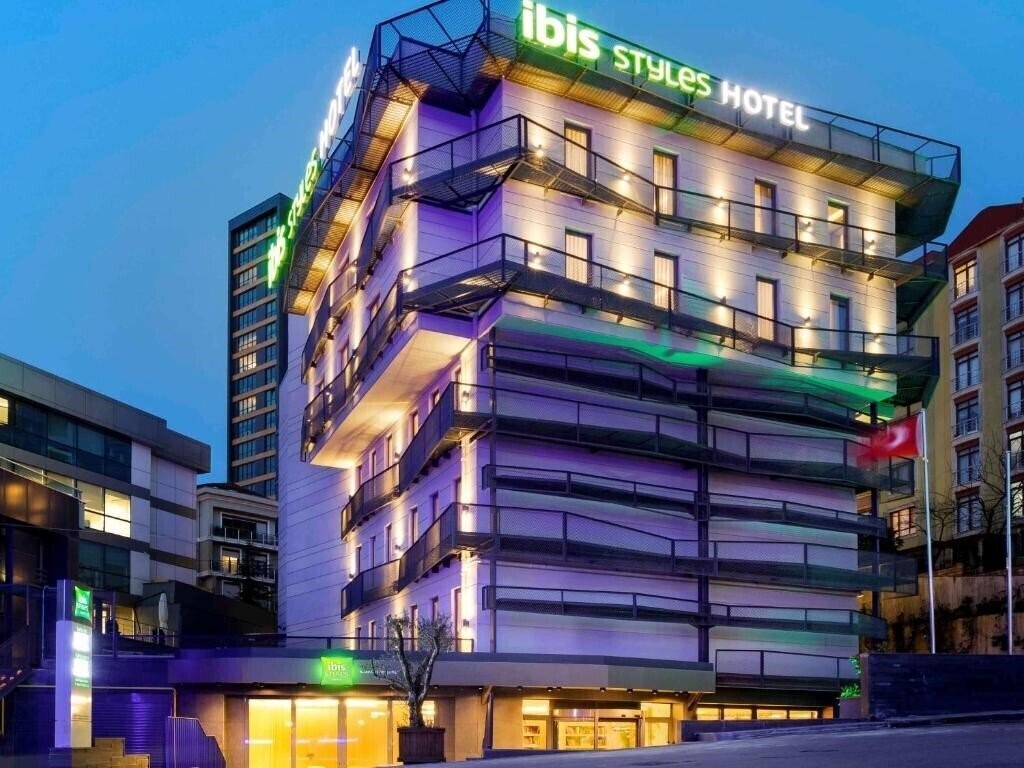 Hotel Ibis Styles Istanbul Atasehir 4*
