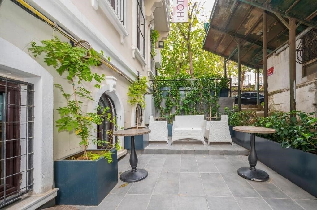 Фотография Juno Hotel Taksim 2*