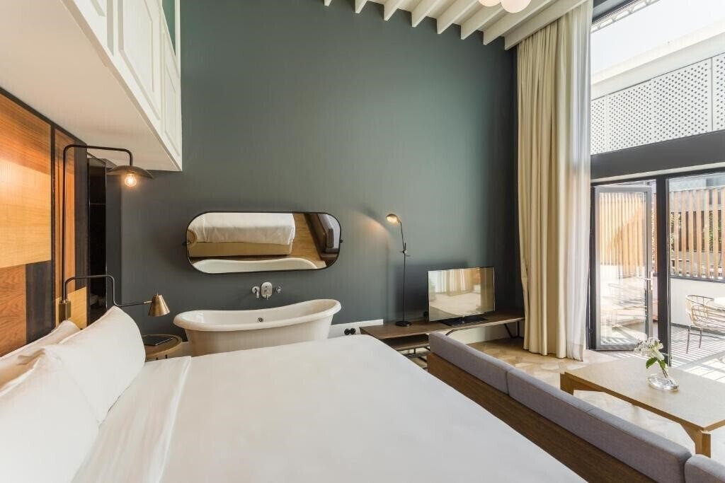 Fotografii Room Mate Emir 4*