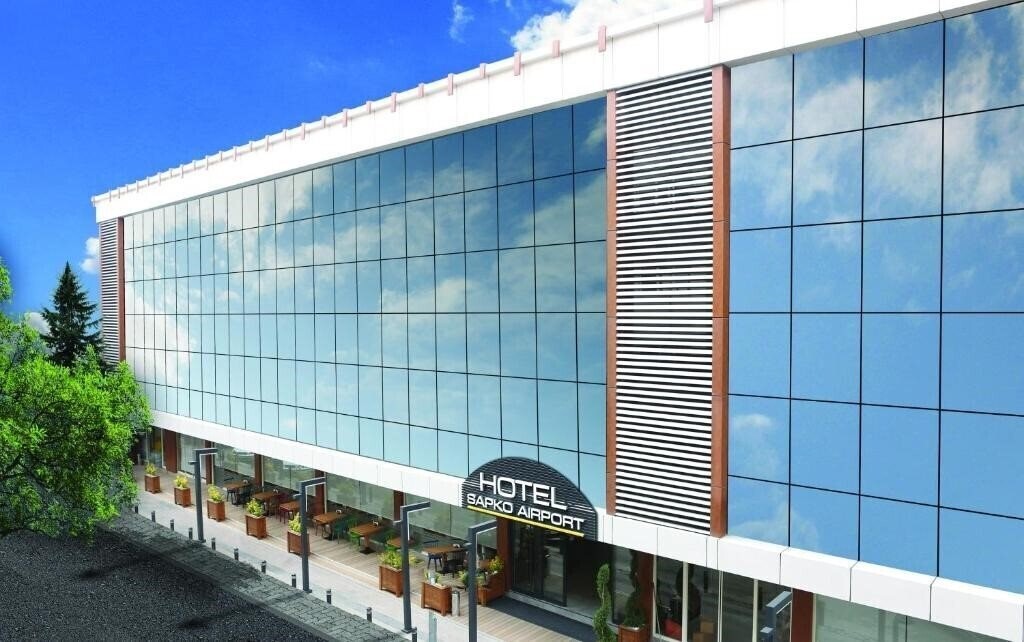 Hotel Sapko Airport Hotel 3*
