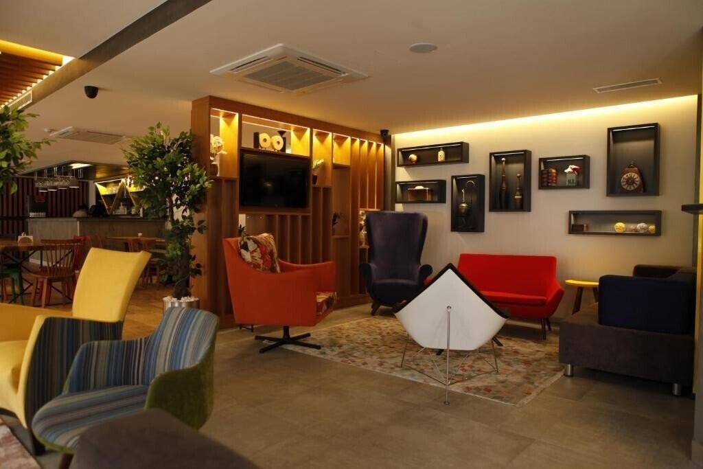 Imaginea Sapko Airport Hotel 3*