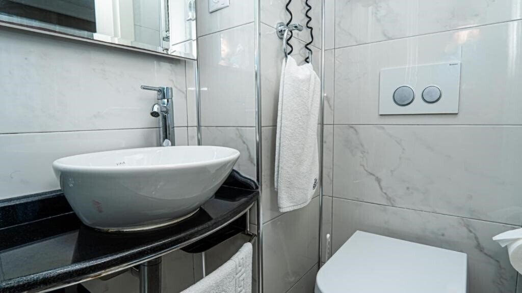 Imaginea Ten Rooms Hotel 4*