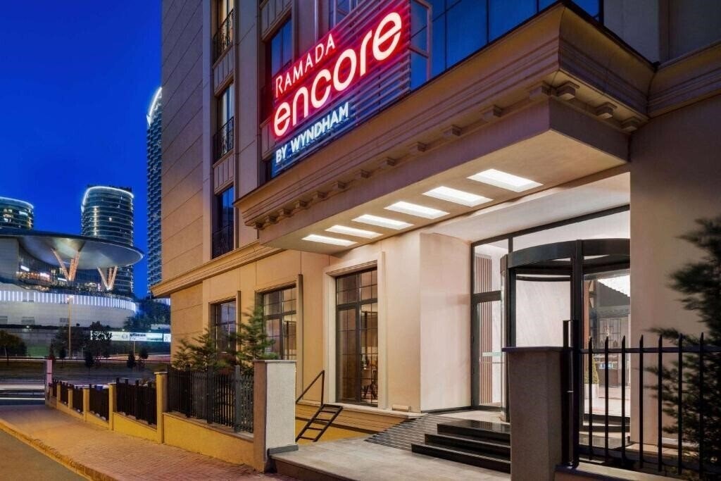 Hotel Ramada Encore By Wyndham Istanbul Basin Express 3*