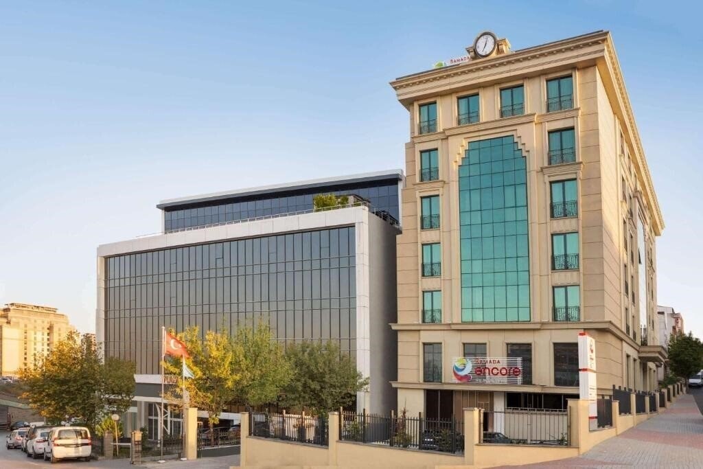 Imaginea Ramada Encore By Wyndham Istanbul Basin Express 3*