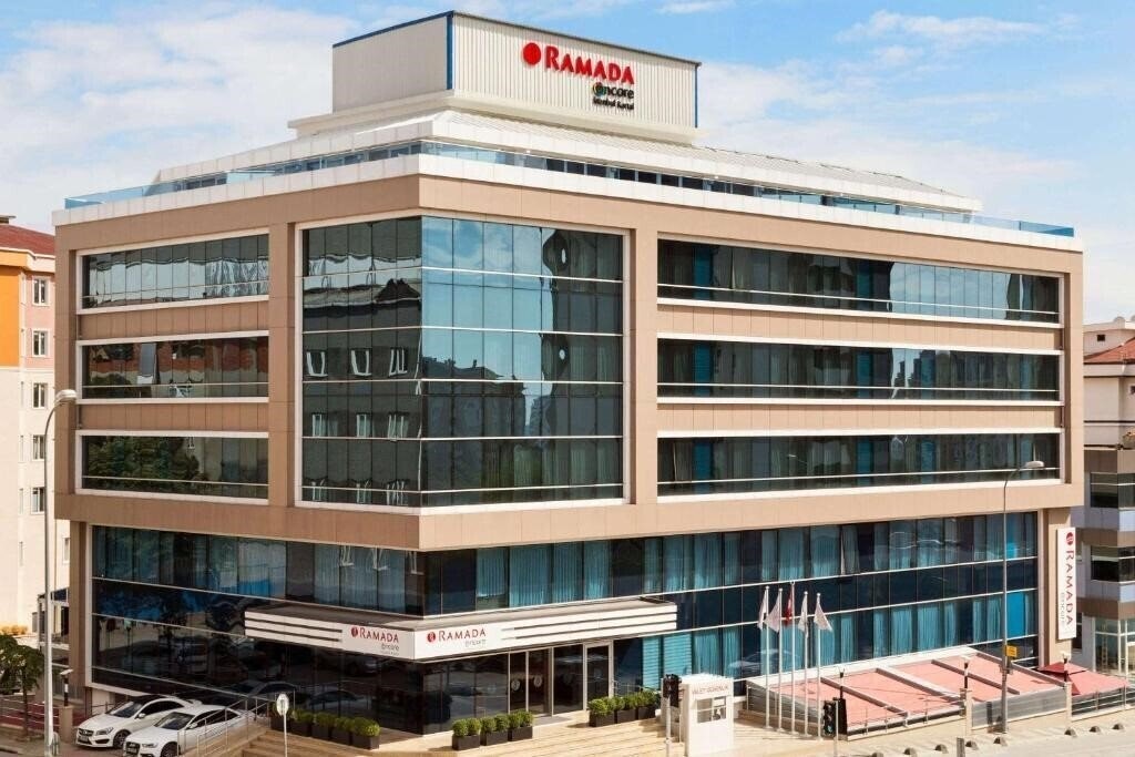 Imaginea Ramada Encore By Wyndham Istanbul Kartal 5*