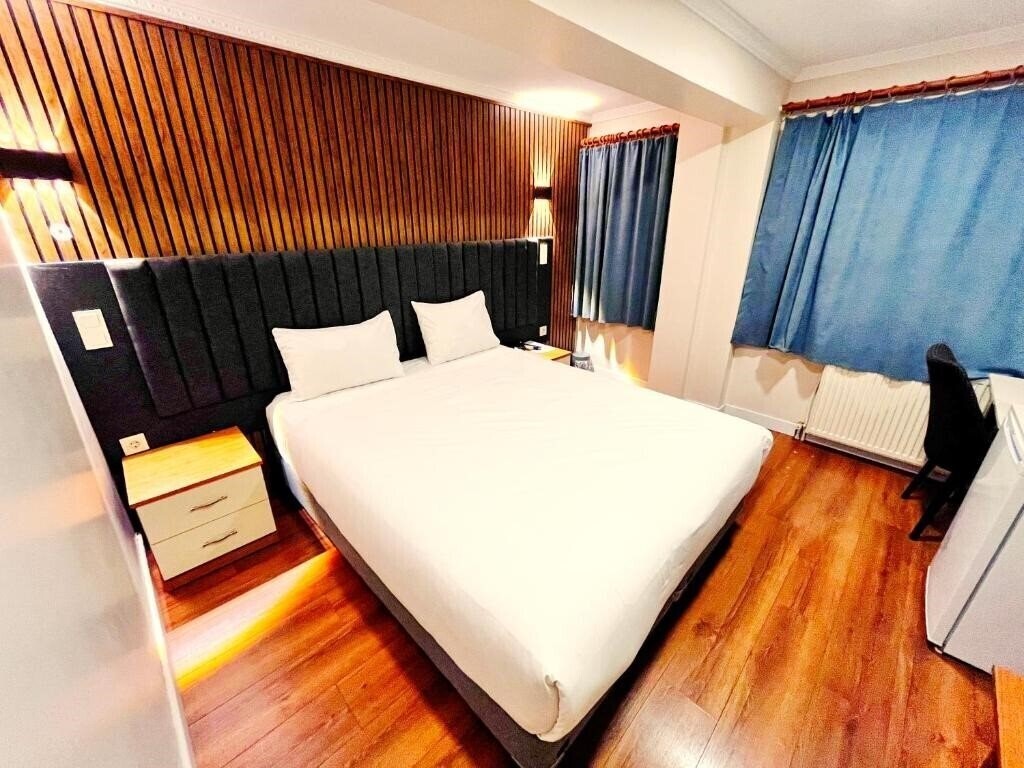 Фото Naila Hotel 3*