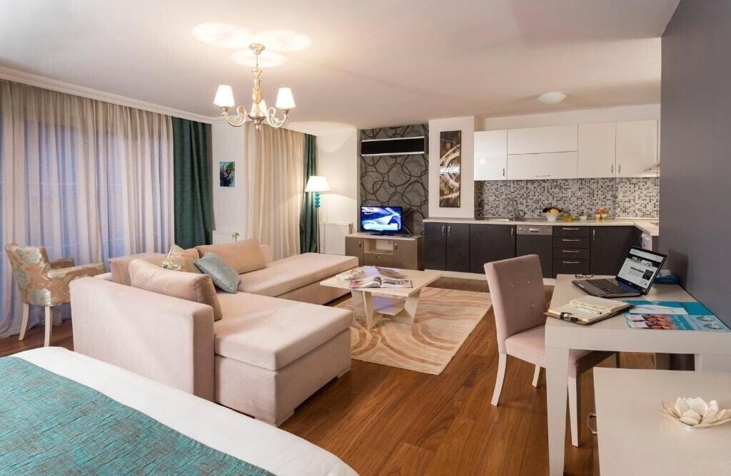 Imaginea Turkuaz Suites Bosphorus 4*