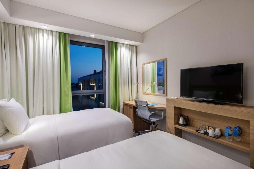 Imaginea Hampton By Hilton Istanbul Zeytinburnu 4*