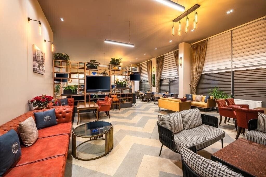 Fotografie Hidden Hills Istanbul Airport 4*