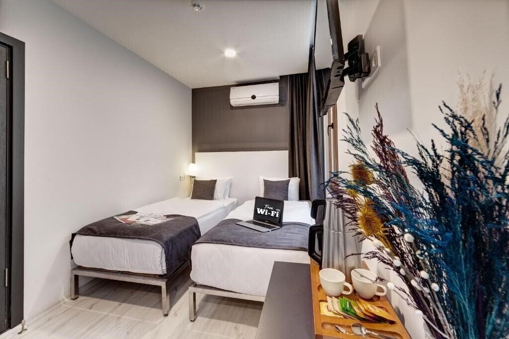 Imaginea Lime Garden Hotel 3*