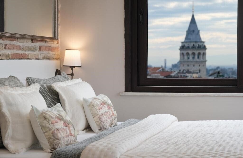 Hotel The Pera Hotel 3*