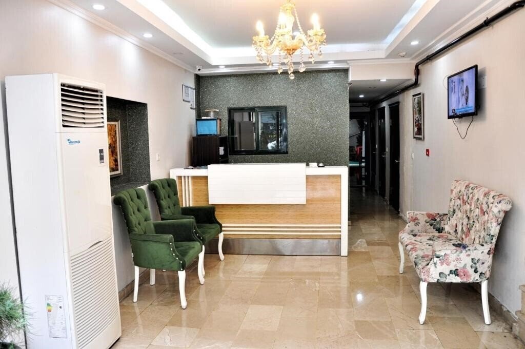 Imaginea Monarch Hotel 4*