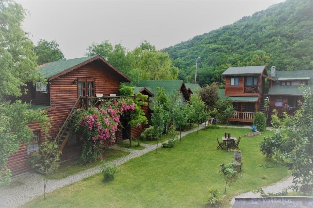 Imaginea Tranquilla River Lodge 3*