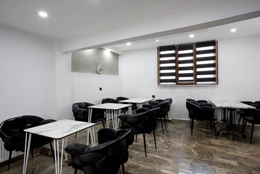Imaginea Carvan Hotel 3*