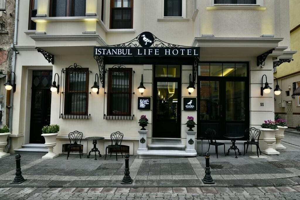Hotel Istanbul Life Hotel - Adults Only 3*