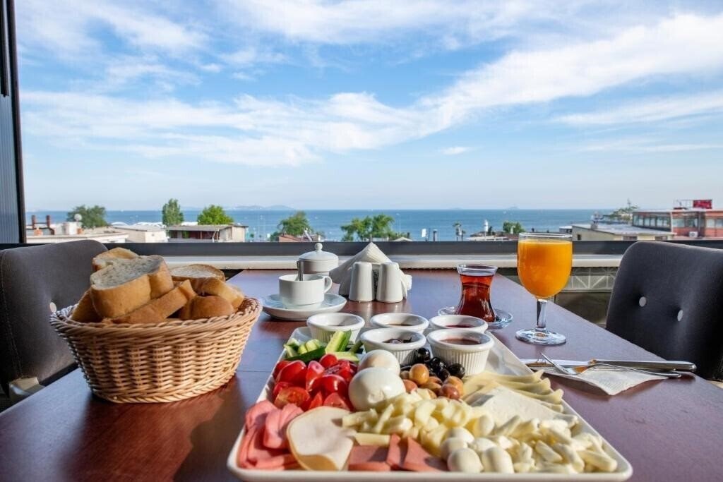 Изображение Golden Sand Hotel 3*