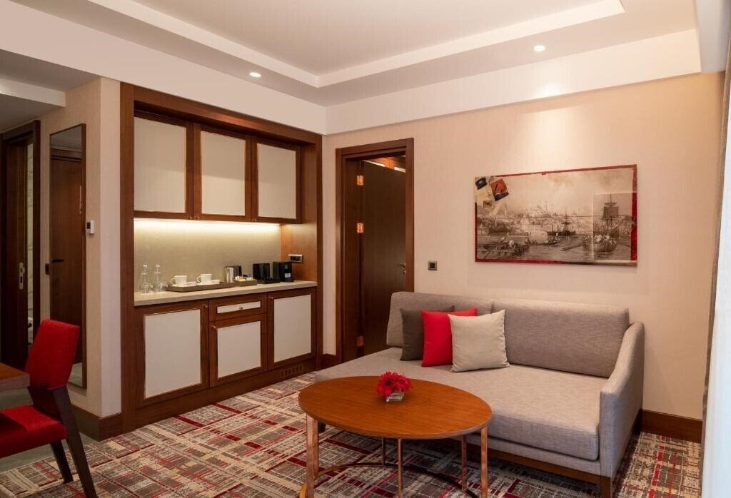 Фотография Movenpick Hotel Istanbul Asia Airport 5*