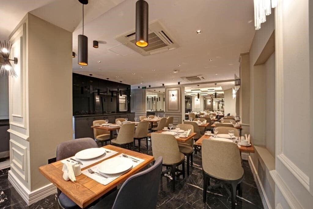 Изображение Dora Pera Hotel 4*