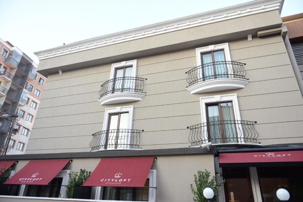 Отель Cityloft 24 Suites 3*