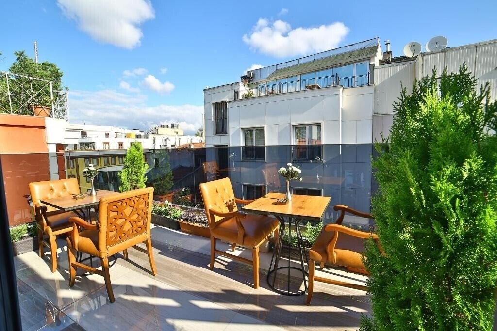 Изображение Beethoven Hotel & Suit (ex. Beethoven Suite, Beethoven Suit) 3*