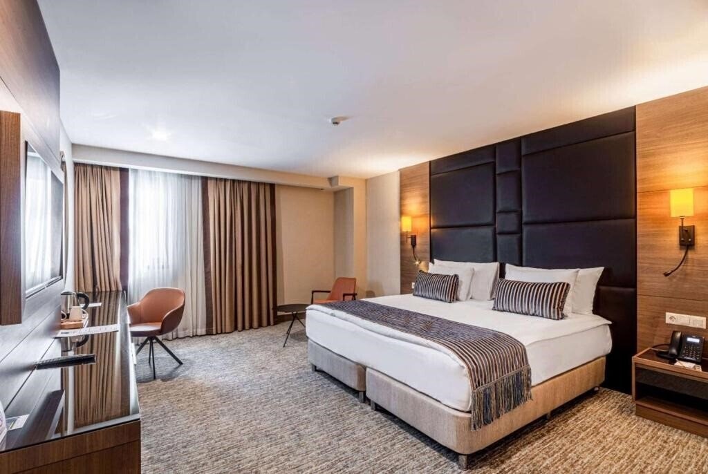 Imaginea Tryp By Wyndham Istanbul Sisli 4*