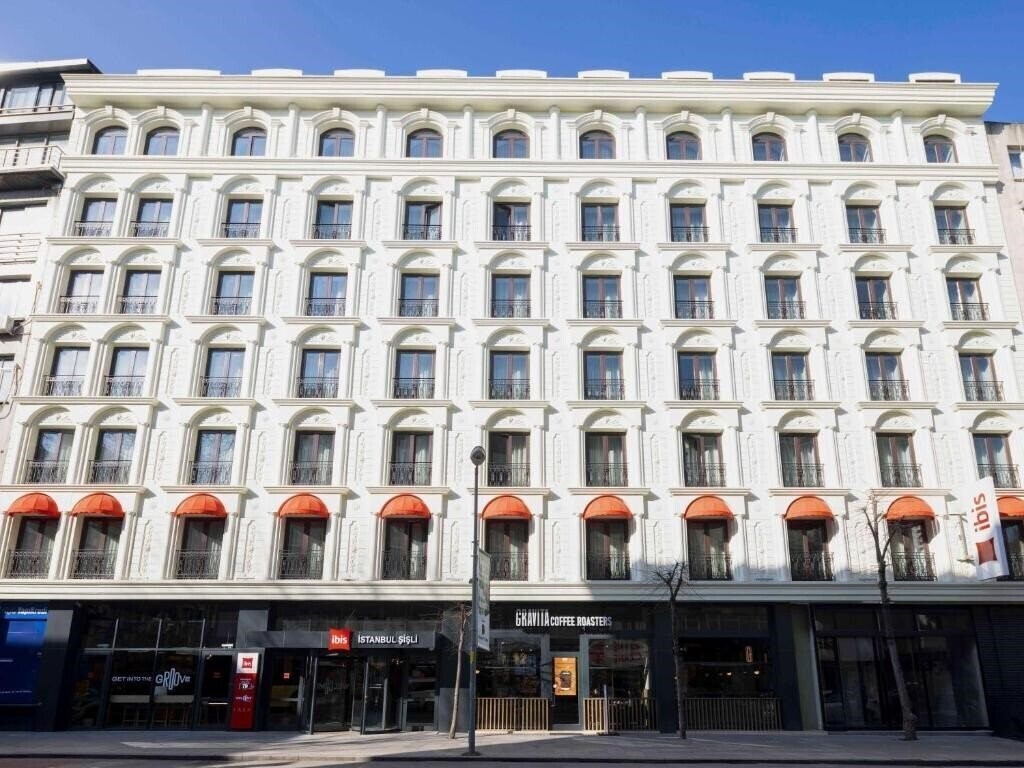 Imaginea Ibis Istanbul Sisli 4*