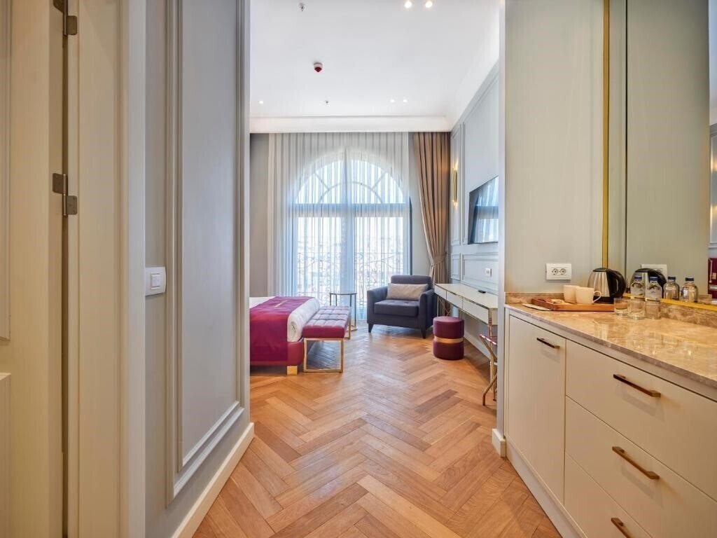 Imaginea New Inn Hotel Old Town Special 3*