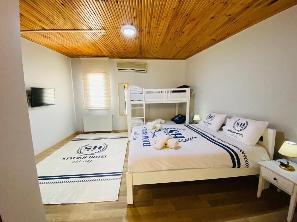 Imaginea Stylish Hotel Old City 5*