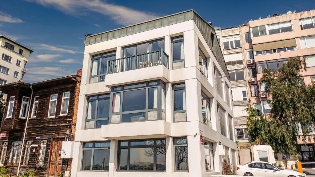 Hotel Monnas Suite (ex. Monnas Bosphorus) 4*