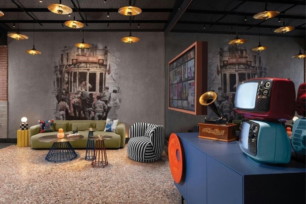 Изображение Moxy Istanbul Beyoglu 5*